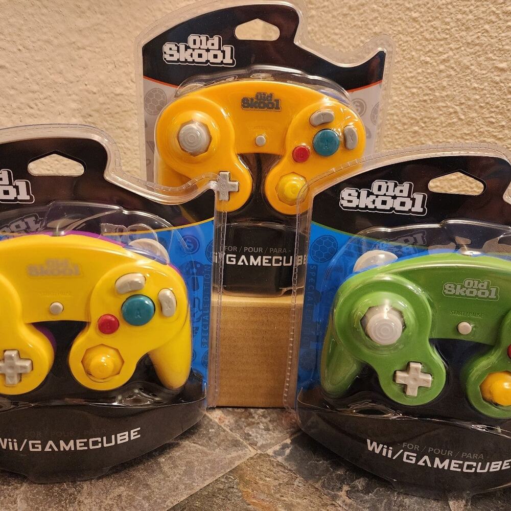 3 Gamecube Controllers - 3 Colors Bundle (NEW) - Yellow Green Orange - Nintendo